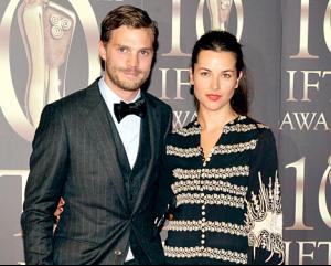 1386956273_jamie-dornan-amelia-warner-467.jpg