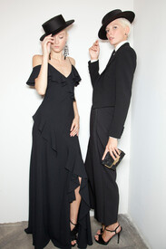 Ralph_Lauren_Spring_2013_Backstage_5_PBEu_Ncqm_VZx.jpg