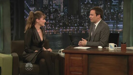 Amanda_Peet_Late_Night_Fallon_2009_11_13_2.jpg