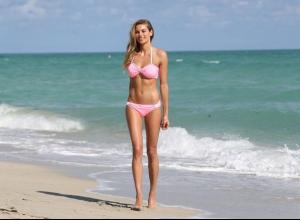 Jessica+Hart+Jessica+Hart+Poses+Victoria+Secret+1xqp5Vafvbvl.jpg