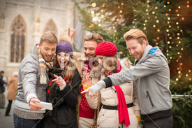 stock-photo-53203554-friends-having-fun-outdoors-in-winter-city.jpg