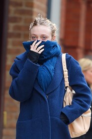 DAKOTA FANNING Out and About in New York.jpg
