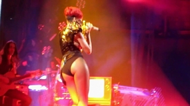 Rihanna - (Ass_Show)5.jpg