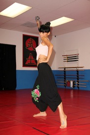 Bai Ling does some martial arts training in L.A. 16.12.2014_11.jpg