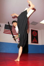 Bai Ling does some martial arts training in L.A. 16.12.2014_12.jpg