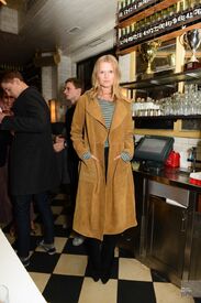 toni-garrn.jpg