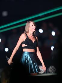 tswift071215BZNimage10.jpg