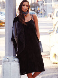 V569149_CROP1.jpg