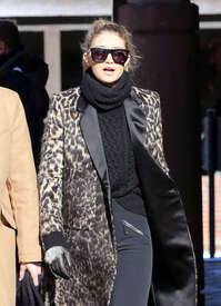 Gigi-Hadid-Out-in-Aspen--12.jpg