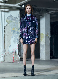 versace-pre-fall-2016-lookbook-04.jpg