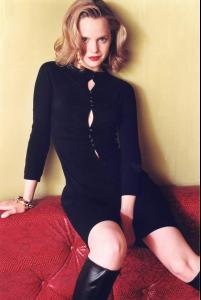001-women-mena-suvari-bd-.jpg