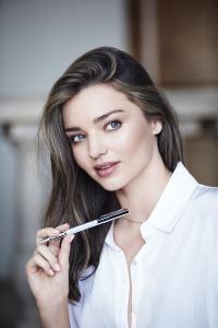 56782ad221f14_MirandaKerr-SwarovskiSS201