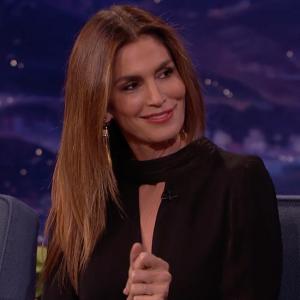 Cindy-Crawford-Hair-Flip-Conan.jpg