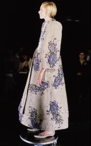 VIKTOR-ROLF-FALL-1999-HC-11-MAGGIE-RIZER.jpg