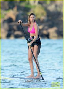 behati-prinsloo-candice-swanepoel-flaunt