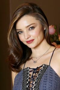 miranda-kerr_glamour_22feb15_rex_b.thumb