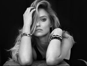 569636d40c5bd_BarRefaeli-ScaliBracelet20