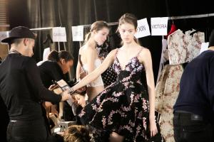 56a7326bac5f3_GiambattistaValliSpring201