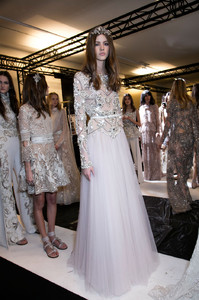 56a9ce3261524_ElieSaabSpring2016Backstag