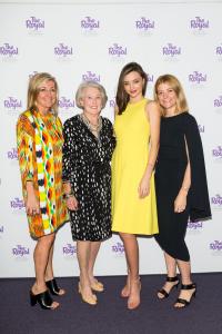 MIrandaKerr-RoyalHospitalForWomen-171215