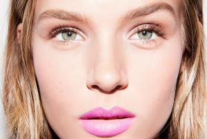 josephine-skriver-hung-vango-12.thumb.jp