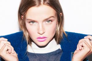 josephine-skriver-hung-vango-31.thumb.jp