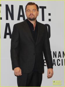 leonardo-dicaprio-heads-to-mexico-to-promote-the-revenant-08.jpg