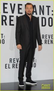leonardo-dicaprio-heads-to-mexico-to-promote-the-revenant-10.jpg