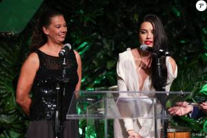 z12052129-adriana-lima-invitee-d-honneur