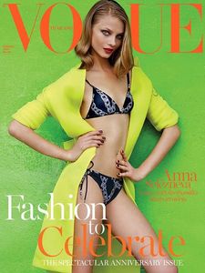 Anna Selezneva-Vogue-Tailandia-3.jpg