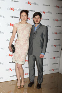 56b4dbd59543f_IwanRheonWeddingScreeningL