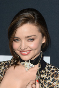 56bc44f5c7111_MirandaKerrSAINTLAURENTPal