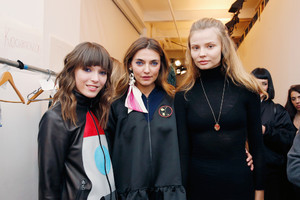 Magdalena+Frackowiak+Anna+K+Backstage+Fall+qXkMubdL4j6x.jpg