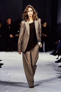 ANN-DEMEULEMEESTER-SPRING-1997-RTW-17.RO