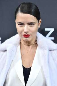 Adriana-Lima--Zoolander-2-NY-Premiere--2