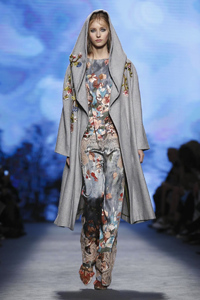 Alberta-Ferretti-Ready-To-Wear-Fall-Winter-2016-Milan-6477-1456331669-bigthumb.jpg