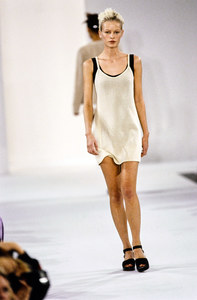 CALVIN-KLEIN-SPRING-1994-RTW-46-EMMA-BAL