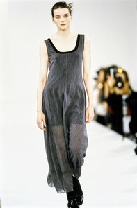 CALVIN-KLEIN-SPRING-1994-RTW-86-MICHELE-