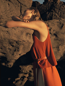 LExpress_Styles-February_2016-Toni_Garrn-by-Emma_Tempest-17.jpg
