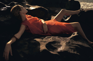 LExpress_Styles-February_2016-Toni_Garrn-by-Emma_Tempest-24.jpg