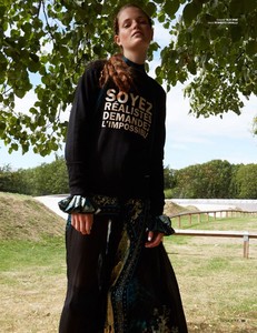 Magdalena-Langrova-Leonn-Ward-DSCENE-Mag
