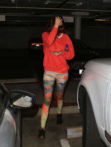 Miranda-Kerr-in-Colorful-Tights--01.thum