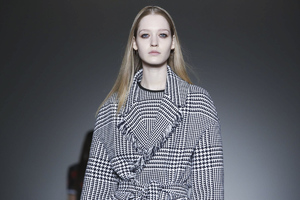 Mother-of-Pearl-Ready-To-Wear-Fall-Winte