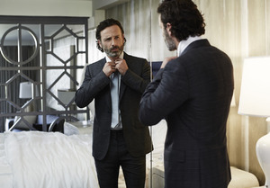 andrew-lincoln-esquire-uk-1.thumb.jpg.0d