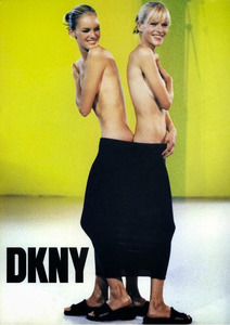 dkny.thumb.jpg.1c6a141cdd41a4b6ec5687f08