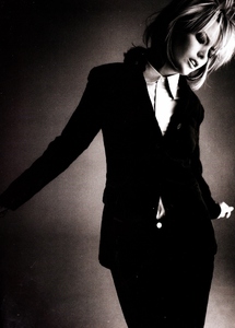 elle_us_oct_1996_5.thumb.jpg.6d6dd03e7eb