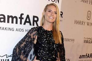 heidi-klum-traegt-lametta-img-639439-jpg.jpg
