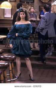 kirstie-alley-cheers-1982-EFA3YD.jpg