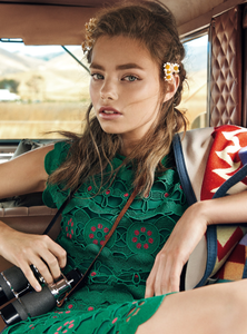 kristine-froseth-rafferty-law-by-giampaolo-sgura-for-teen-vogue-december-january-2014-2015-7.png