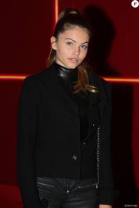 2121997-thylane-blondeau-a-la-soiree-l-o
